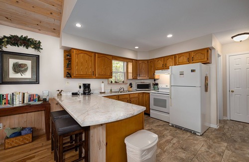 Bryson City Cabin | Eagles Nest above Fontana Lake