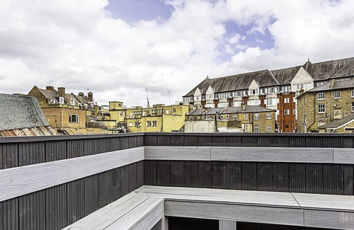 Ealing Apartment | Ealing Broadway Studio III
