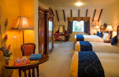 Killarney House | Earls Court House
