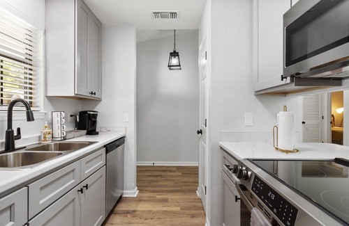 Tallahassee House | Early & Last Min BKG Discount-Newly Peaceful Renovated Stay
