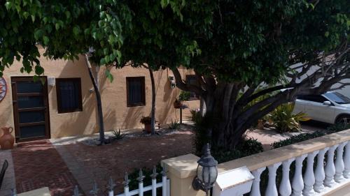 Pos Chiquito House | Earthy Island Casita 5 Min Drive Frm Mangel Halto