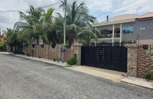 Teshie Apartment | East airport residence