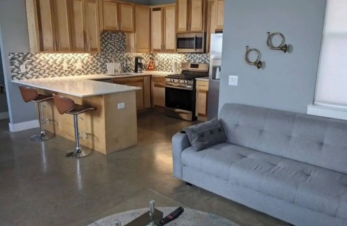 Montopolis House | East Austin Cribnn