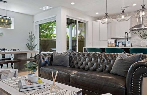 Swede Hill House | East Austin Duo: House + Apt | Walk to Fun