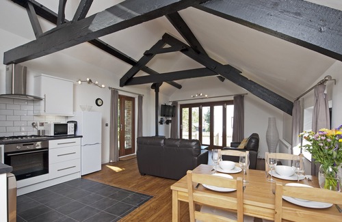Wootton Bridge Cottage | East Barns - Fernhill Farm