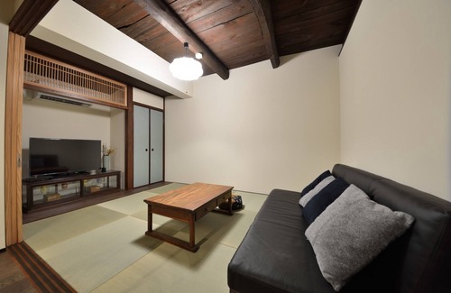 Karasuma House | East Building A whole house can be rented for on/Kyoto Kyōto