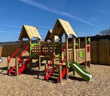 Great Yarmouth Apartment | East Coast Chalets 333 Sunny Corner at California Sands