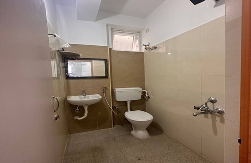 Perungudi Hotel | East Coast Service Apartment