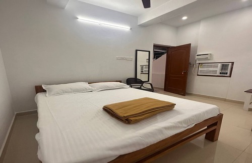 Perungudi Hotel | East Coast Service Apartment