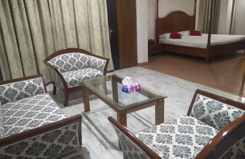 Delhi Bed & Breakfast | East End Retreat