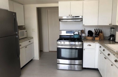 Woodcliff Park House | East End Retreat, Steps to the beach! NoFo LI - Monthly Rentals Available
