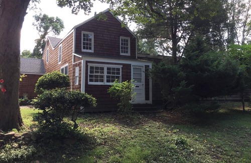 East Hampton North House | East Hampton artist retreat, short walk to Town, shopping and restaurants.