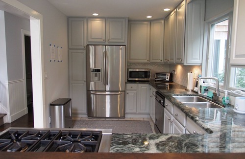 East Hampton North House | East Hampton Village - Luxury Estate - Easy Walk To Town & Beach.