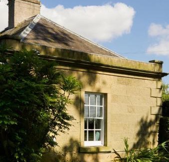Leitholm House | East Lodge, Bughtrig