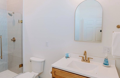 Madison Apartment | East Main Lofts - Boho 203