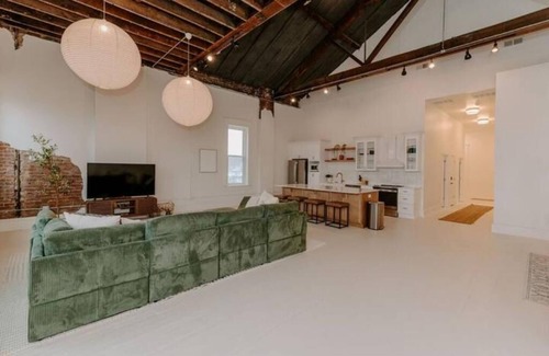 Madison Apartment | East Main Lofts -Roller Rink 301