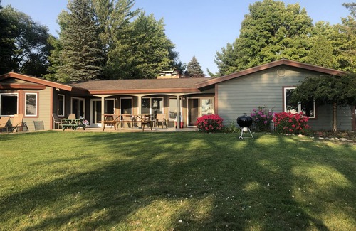 Alden House | East Torch Lake Family House