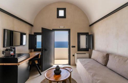 Imerovigli Hotel | East View Suites