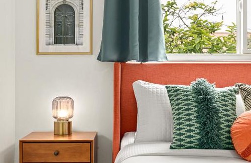 East Village Apartment | East Village Arts District, King Suite with Sofa Bed NRP23-01221