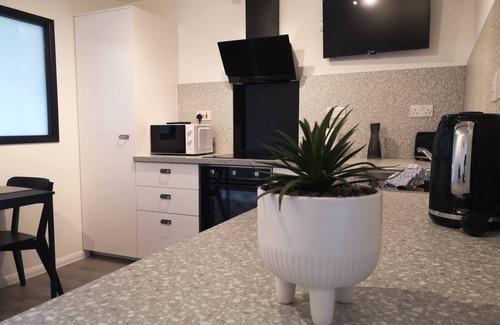 Folkestone Apartment | Eastcliff Escape Folkestone Studio Apartment