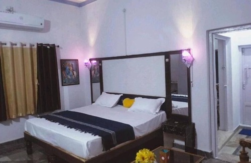 Khajuraho Bed & Breakfast | EASTERN GATE HOMESTAY