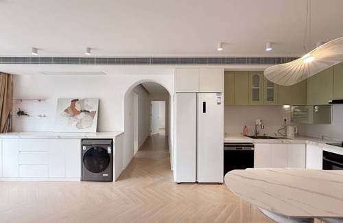 Haining Road Apartment | Eastern Hub - Cozy Family Apartment with AC/Heating/WIFI, Fully Equipment