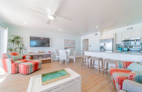 Seagrove Beach Condo | "Eastern Shores 206" | Beachfront| Pristine Beach Views | 2 Bikes included