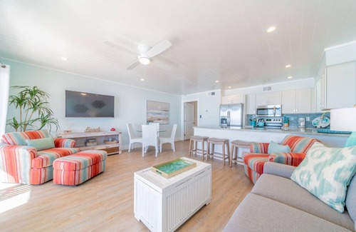 Seagrove Beach Condo | "Eastern Shores 206" | Beachfront| Pristine Beach Views | 2 Bikes included