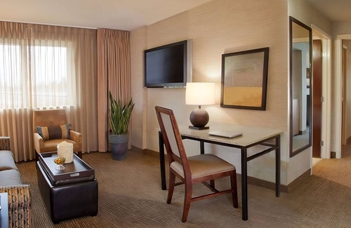 Lake Hills Hotel | Eastgate Hotel, BW Signature Collection