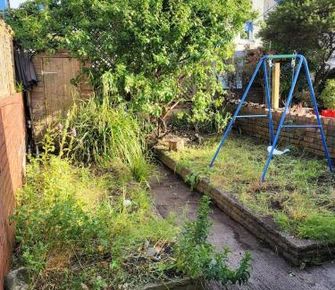 Easton House | Easton's Little Secret