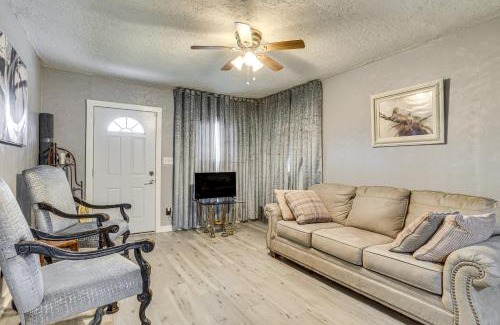 Central Oklahoma City House | Eastside OKC Hideaway Yard, 1 Mi to State Capitol