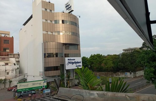 Bambalapitiya Hotel | Easwary Inn Wellawatta