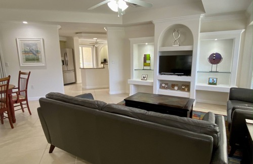 Marco Island House | EASY 5-Min Walk to Beach Path! NEW Saltwater Pool & Spa, Steps to Dining & Shops