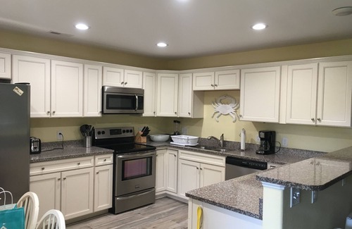 Hatteras House | Easy Beach/Marina Access, Booking NOW for Summer 2025 Season!