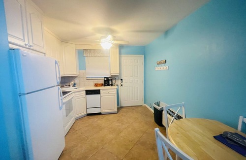 Bonita Springs Condo | Easy Breezy Gulf View!