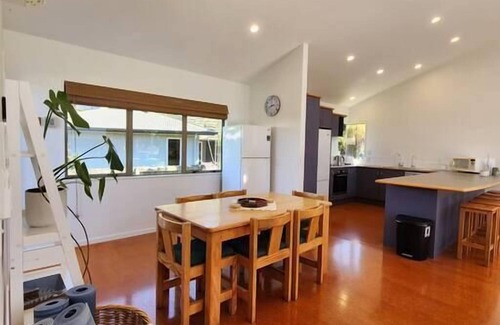 Hahei House | Easy Days Hahei on Cathedral Court, Easy Days Hahei on Cathedral Court