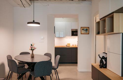 Historic Centre Apartment | Easy Flat 20 Settembre