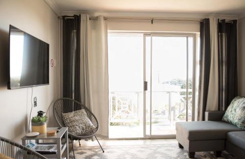 Hermanus Apartment | Easy Going Hermanus With An Ocean View