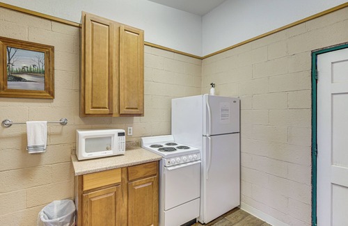 Lake Whitney Apartment | Easy Lake & Hiking Trails Access: Whitney Studio