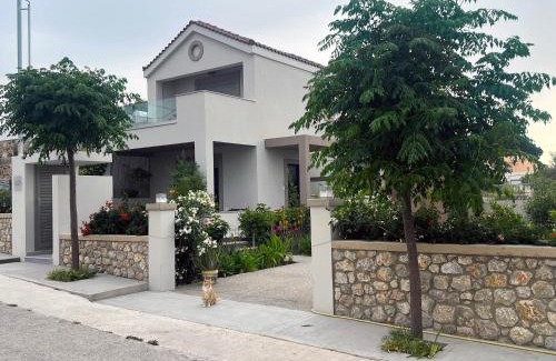 Kos House | Easy Living 1 & 2