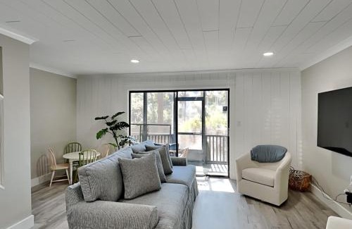 Seagrove Beach House | Easy on Eastern Lake
