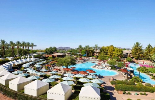 Kierland Condo | Easy Resort living in this 2BD Scottsdale condo with beautiful resort amenities for the family