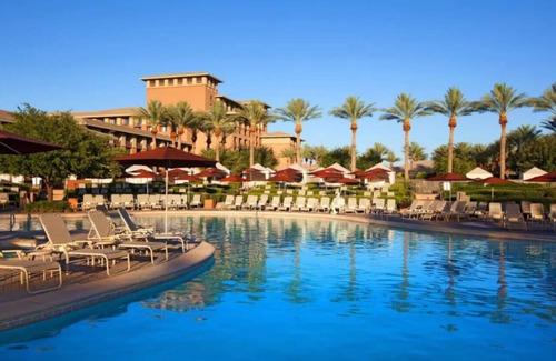 Kierland Condo | Easy Resort living in this 2BD Scottsdale condo with beautiful resort amenities for the family