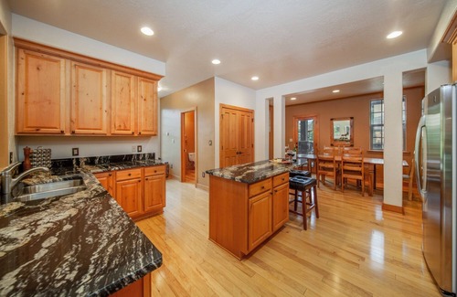 Winter Park House | Easy stroll to Summer Jazz Festival! Private Hot Tub 4 BR