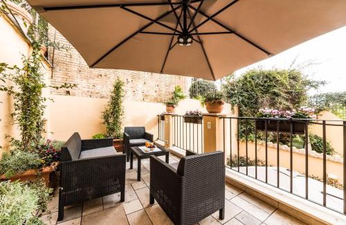 Rione VI Parione Apartment | Easydomus Rome