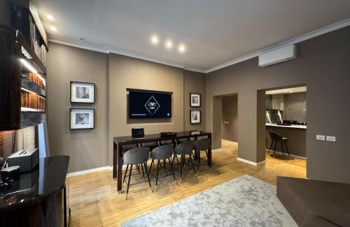 Rione VI Parione Apartment | Easydomus Rome