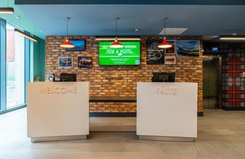 Stoneybatter Hotel | easyHotel Dublin