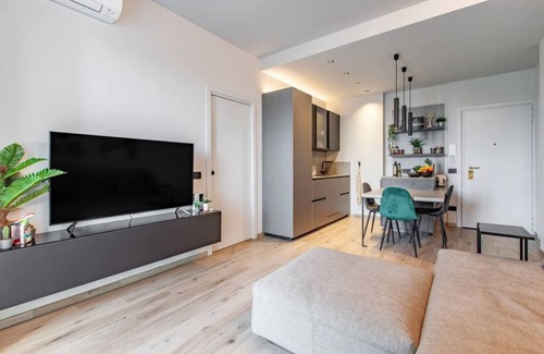 Porta Genova Apartment | Easylife - Chic and modern one-bedroom apartment with balcony on the Naviglio Gr