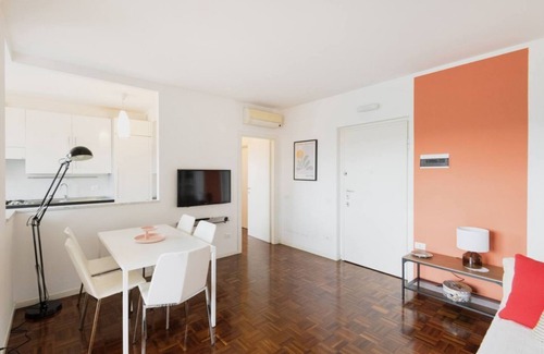 Zona Lancetti Apartment | Easylife - Cozy residence with balcony