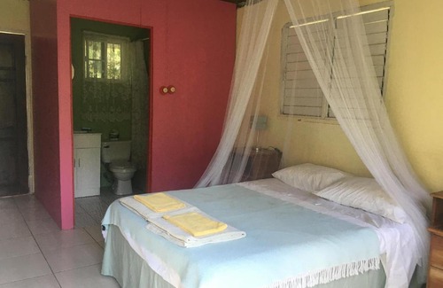 Port Antonio Apartment | Easymans' Winifred Beach Cottage